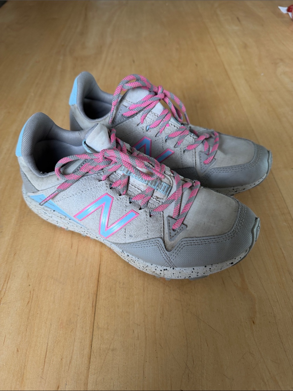 New Balance All Terrain Light Gray Sneakers with Pink and Light Blue Accent